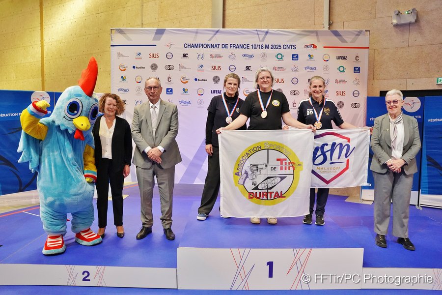 Estelle sur le podium du championnat de France 2025